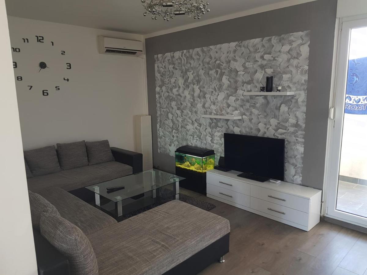 דירות ספליט Apartman Duzel מראה חיצוני תמונה